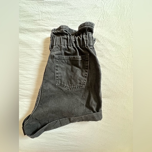 Black Topshop Mom Shorts - Picture 3 of 3